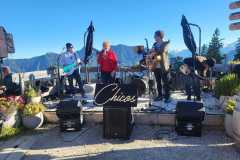 Favorit-Rosmarie-und-Michi-Buehne-IMG-20251003-WA0011