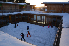 Sonneninsel_Innenhof_Winter_Spiel-und-Spass_17
